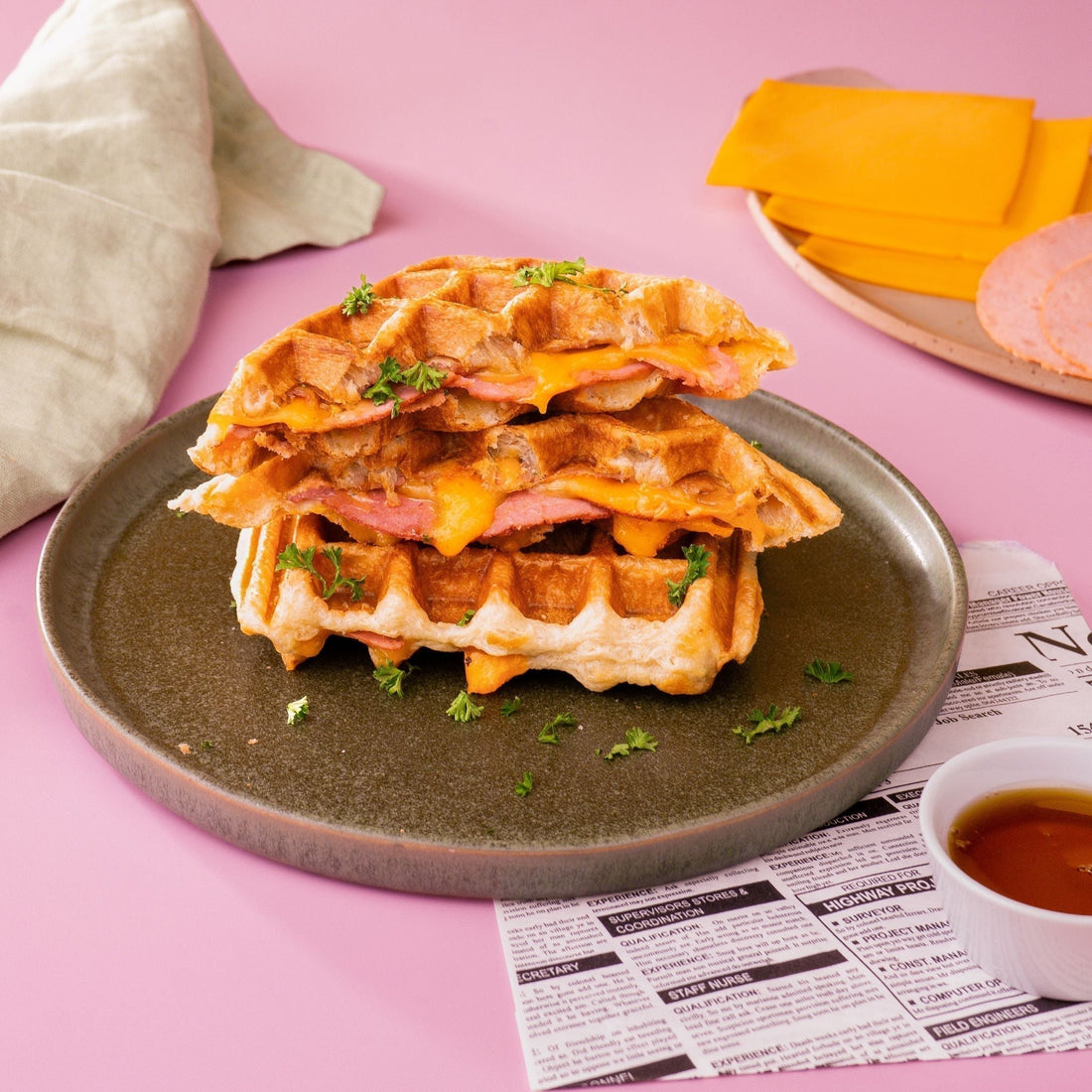 Vegane Schinken-Käse-Croffles