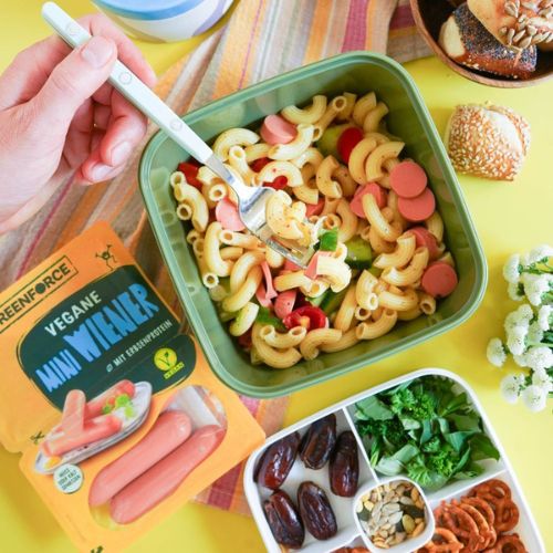 Vegan pasta salad as a practical lunch box