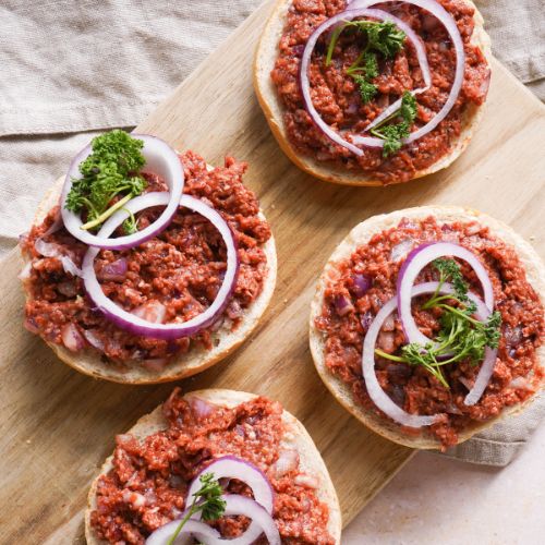 Vegane Mettbrötchen mit dem Easy To Mix Burger
